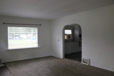 678 N 10th Ave, Kankakee, IL 60901 photo 5