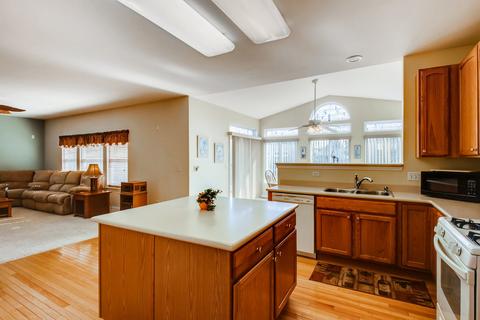 4715 Joyce Ln, Mchenry, IL 60050 photo 6