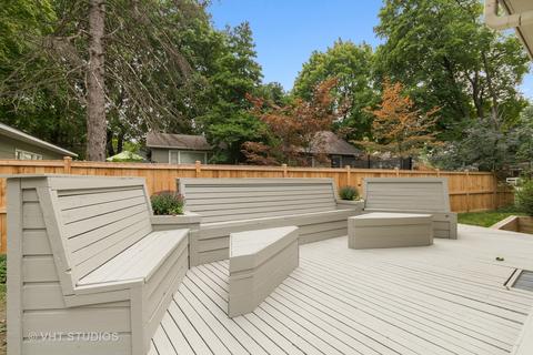 905 Wayne Ave, Deerfield, IL 60015 photo 10