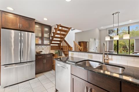 905 Wayne Ave, Deerfield, IL 60015 photo 7