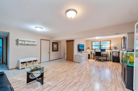 3207 Still Hill Dr, Mchenry, IL 60050 photo 18
