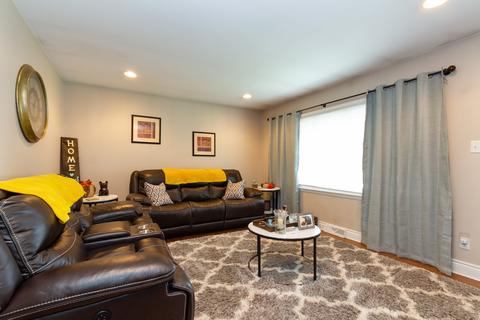 3027 189th St, Lansing, IL 60438 photo 3