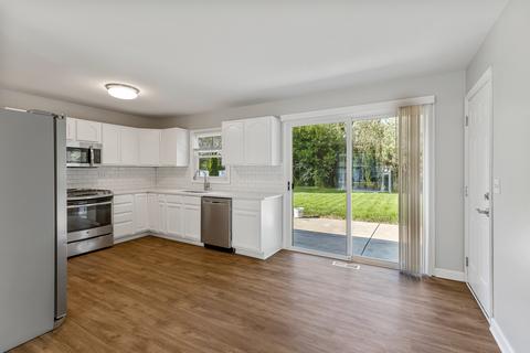 1308 Royal Blvd, Elgin, IL 60123 photo 5
