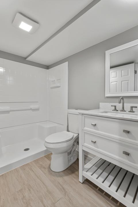 1308 Royal Blvd, Elgin, IL 60123 photo 11