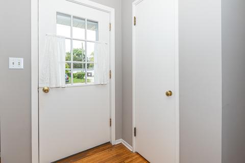 421 E Garden St, Dekalb, IL 60115 photo 3