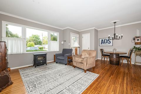 421 E Garden St, Dekalb, IL 60115 photo 6