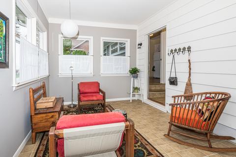 421 E Garden St, Dekalb, IL 60115 photo 18