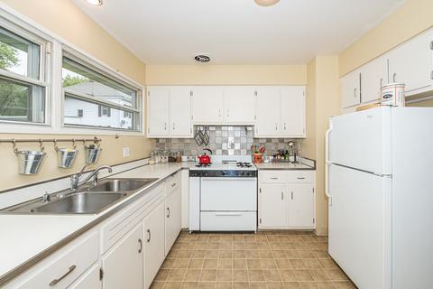 421 E Garden St, Dekalb, IL 60115 photo 11