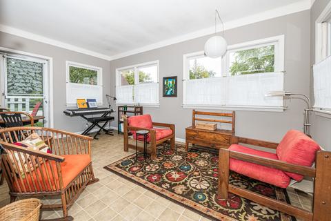 421 E Garden St, Dekalb, IL 60115 photo 16
