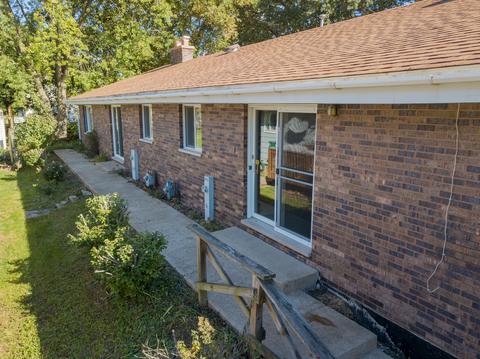 205 Grant St, Harvard, IL 60033 photo 6