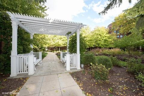 7 Gale Ave, River Forest, IL 60305 photo 2