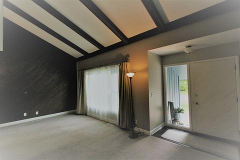 1411 W Heritage Rd, Normal, IL 61761 photo 2