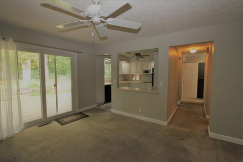 1411 W Heritage Rd, Normal, IL 61761 photo 11