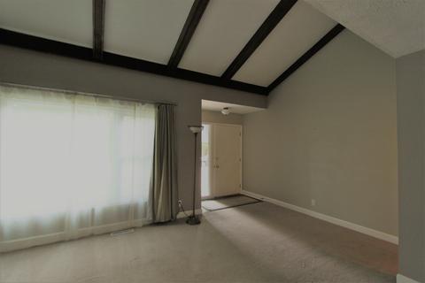 1411 W Heritage Rd, Normal, IL 61761 photo 8