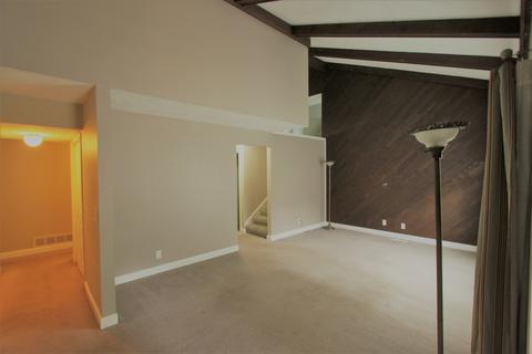 1411 W Heritage Rd, Normal, IL 61761 photo 3