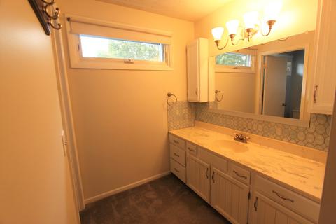 1411 W Heritage Rd, Normal, IL 61761 photo 14