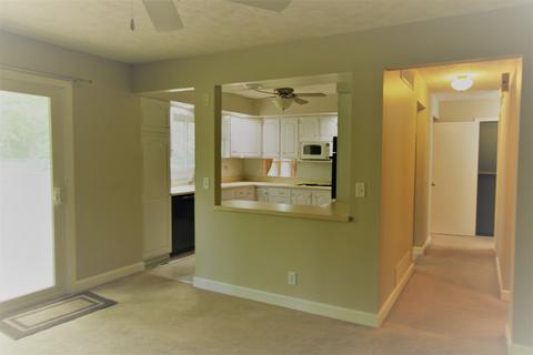 1411 W Heritage Rd, Normal, IL 61761 photo 10