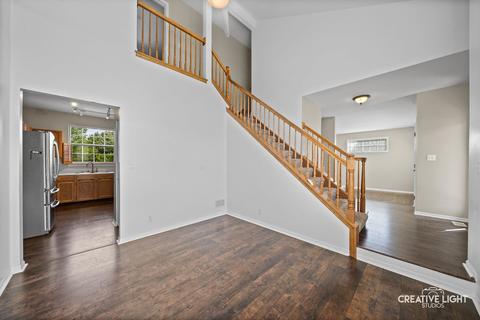 645 Salem Cir, Oswego, IL 60543 photo 3
