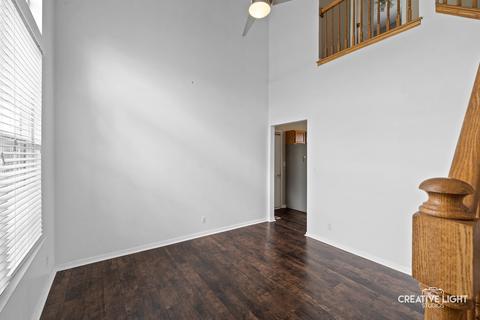 645 Salem Cir, Oswego, IL 60543 photo 4