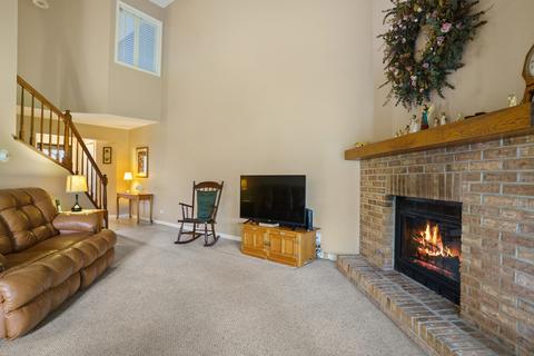 1796 Monterey Ct, Hoffman Estates, IL 60169 photo 13