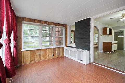1242 S 3rd Ave, Kankakee, IL 60901 photo 7