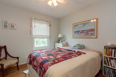 1215 Spring Creek Rd, Elgin, IL 60120 photo 12