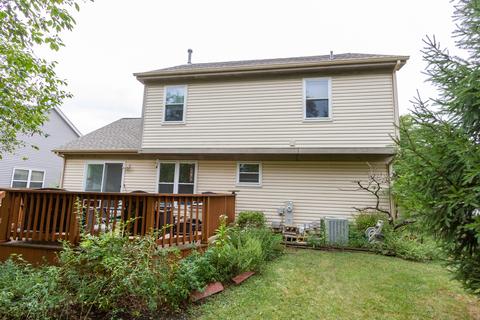 1215 Spring Creek Rd, Elgin, IL 60120 photo 18