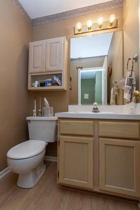 1215 Spring Creek Rd, Elgin, IL 60120 photo 10