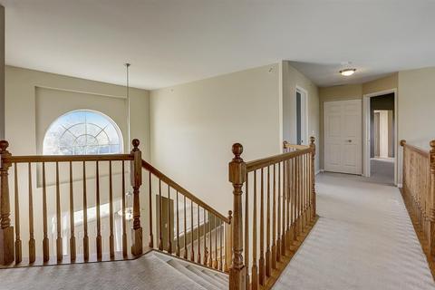 5730 Providence Dr, Hoffman Estates, IL 60192 photo 22