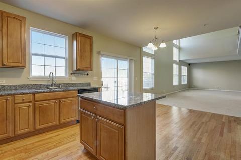 5730 Providence Dr, Hoffman Estates, IL 60192 photo 20