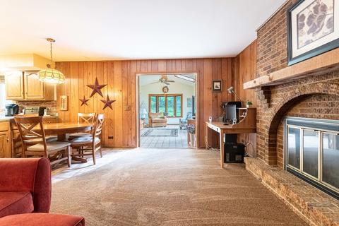 701 Scott St, Algonquin, IL 60102 photo 14