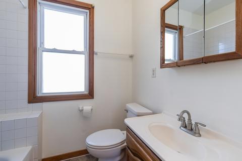 4247 Maple Ave, Lyons, IL 60534 photo 11