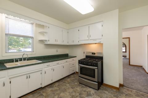 4247 Maple Ave, Lyons, IL 60534 photo 8