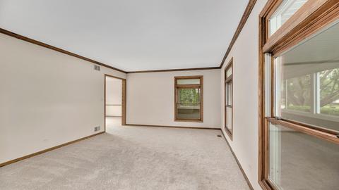 129 Hill Rd, Willowbrook, IL 60527 photo 21