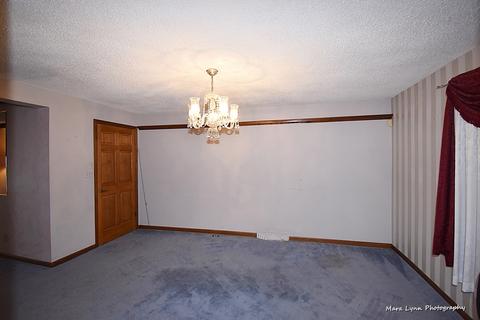 207 Bevier Pl, Aurora, IL 60505 photo 5