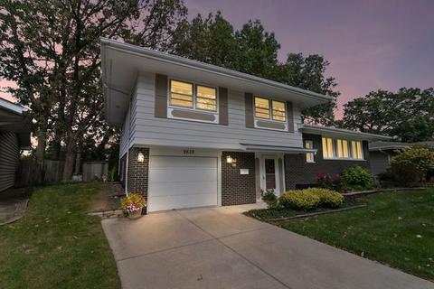 2832 188th St, Lansing, IL 60438 photo 1