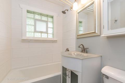 2006 Oak Dr, Mchenry, IL 60050 photo 9
