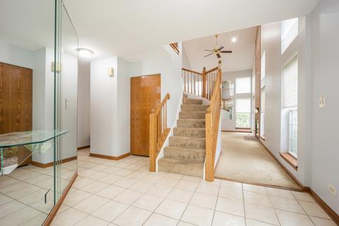 143 Millers Xing, Itasca, IL 60143 photo 3