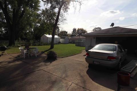 2722 Rusty Dr, Des Plaines, IL 60018 photo 14