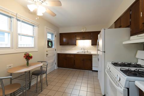 9047 Bartlett Ave, Brookfield, IL 60513 photo 7