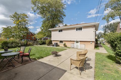 9047 Bartlett Ave, Brookfield, IL 60513 photo 19