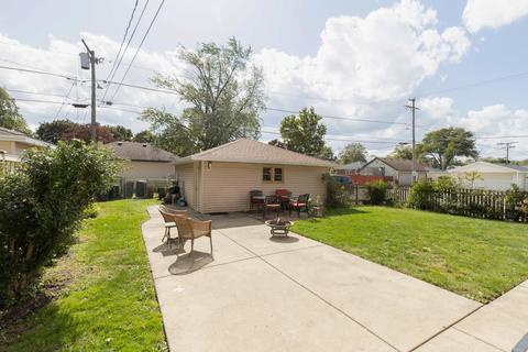 9047 Bartlett Ave, Brookfield, IL 60513 photo 20