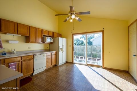 1413 9th St, Harvard, IL 60033 photo 6