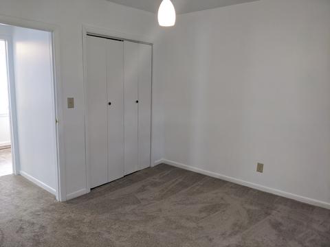 973 Monroe Dr, Freeport, IL 61032 photo 11