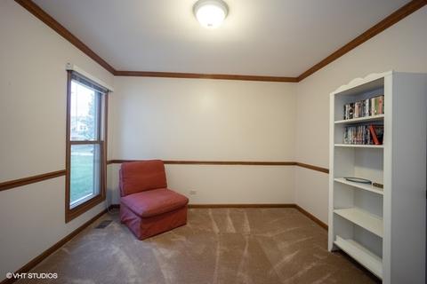 5300 Elliott Dr, Hoffman Estates, IL 60192 photo 8