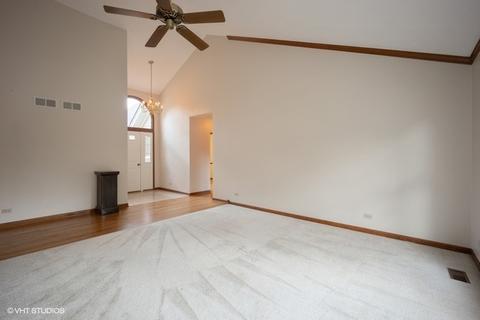 5300 Elliott Dr, Hoffman Estates, IL 60192 photo 6
