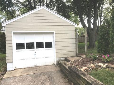 565 Clark St, Elgin, IL 60123 photo 31