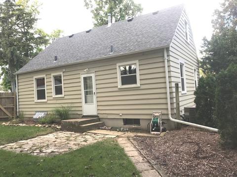 565 Clark St, Elgin, IL 60123 photo 32