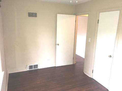 565 Clark St, Elgin, IL 60123 photo 11