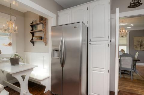 661 Park St, Elgin, IL 60120 photo 7